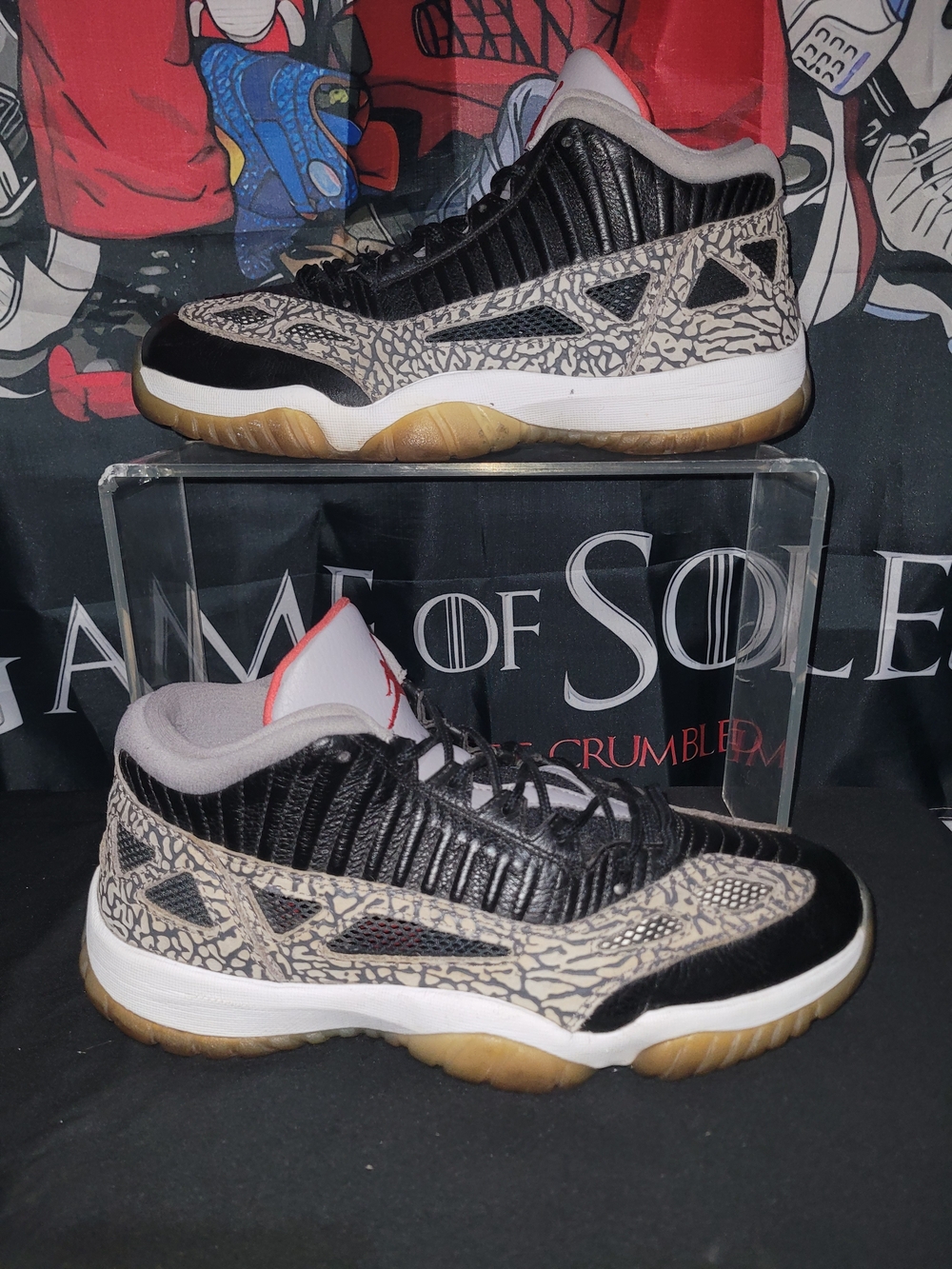 Jordan 11 Retro Low IE Black Cement